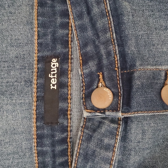 Button denim skirt - Picture 3 of 3